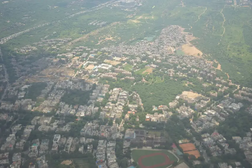 Leafy South-West Delhi residential, Vasant Kunj area